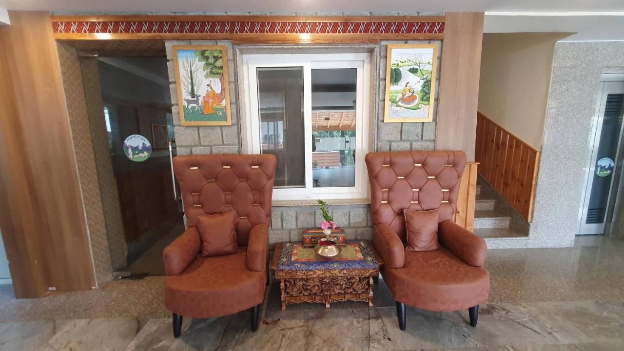 Nomadic Inn Дармсала Экстерьер фото